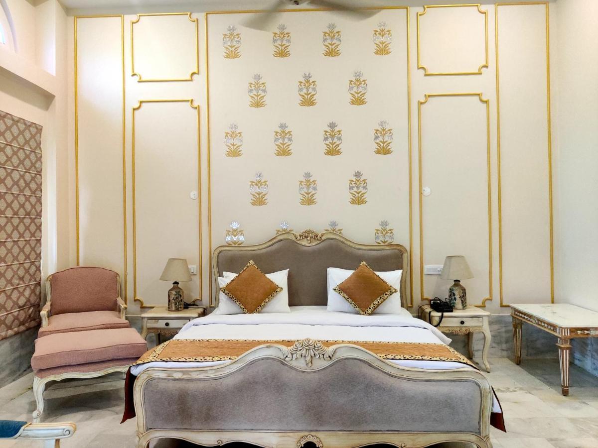 Umaid Palace - A Lakeside Heritage Palace Resort Near Jaipur Close To Bhangarh & Chand Baori Stepwell Abhaneri Dubbī Eksteriør billede